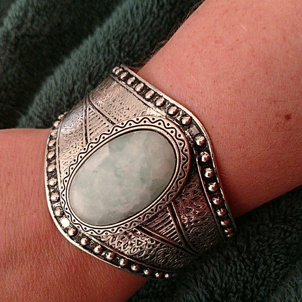 Statement cuff - Picture 3 of 3